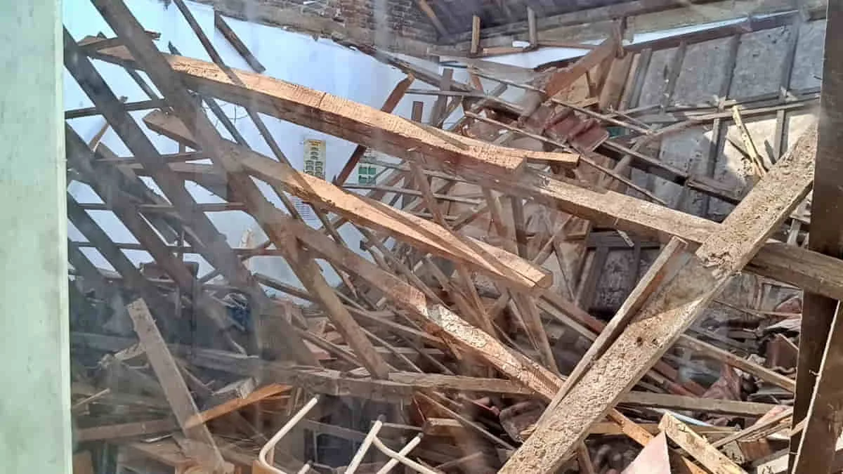 Atap Kelas di SMP Pasundan 1 Ambruk, Dinas Pendidikan Kota Bandung Angkat Bicara