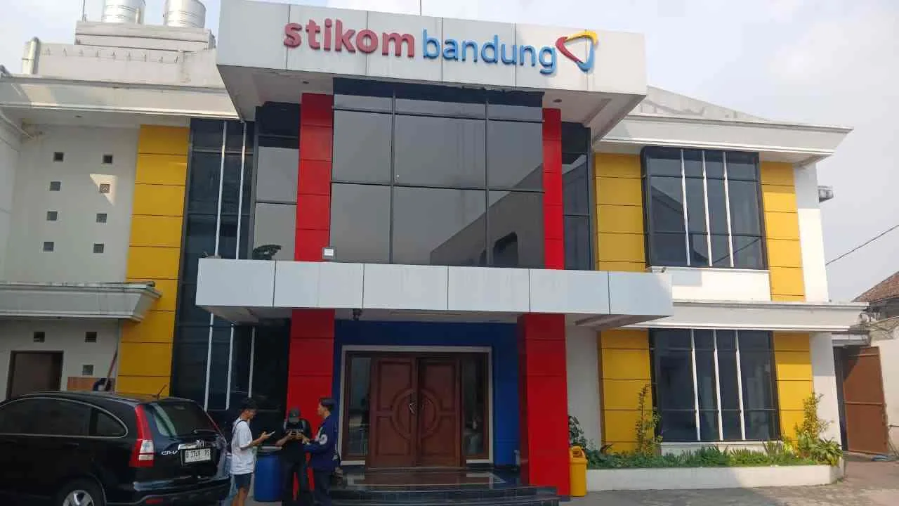 LLDIKTI IV Resmi Cabut Sanksi Administratif Stikom Bandung
