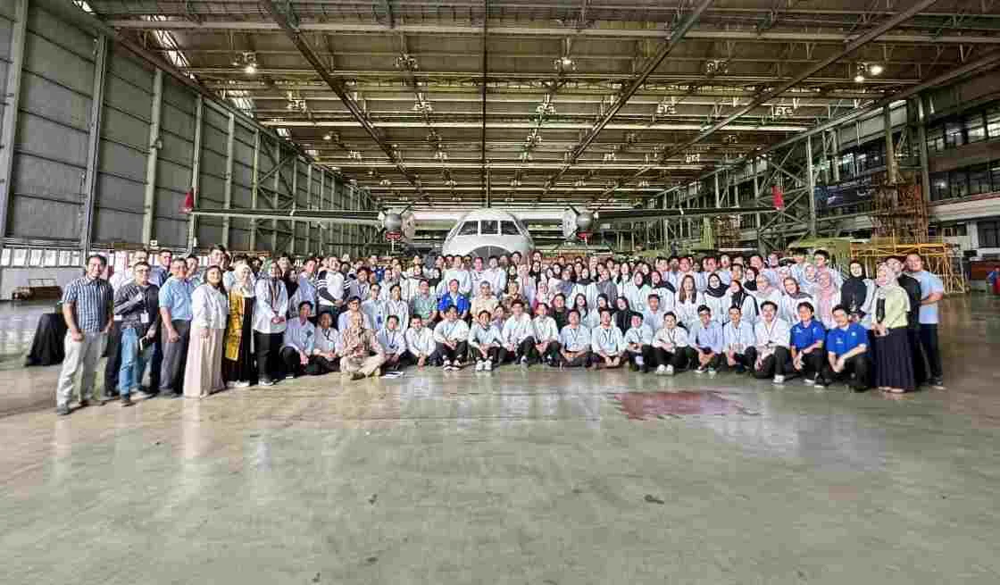 Menaker Yassierli Tinjau Program Magang Nasional 2026 di PTDI Bandung