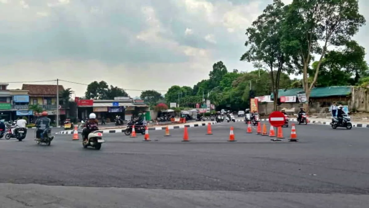 Meski Sudah Rampung, Bundaran Jati Cimahi Belum Dilengkapi Traffic Light