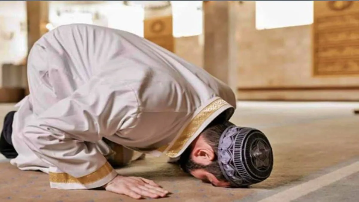 Organisasi Islam di Indonesia Serukan Ajakan Salat Gerhana Bulan