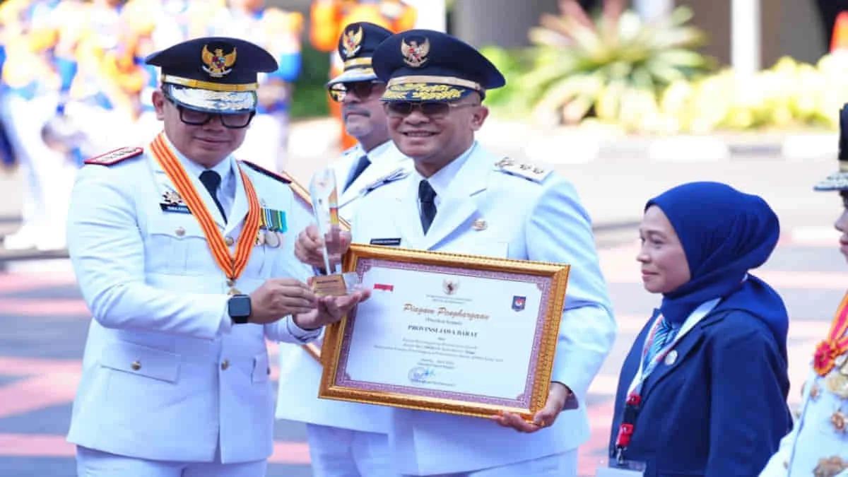 Pemprov Jawa Barat Kembali Raih Penghargaan Kemendagri di Hari Otonomi Daerah