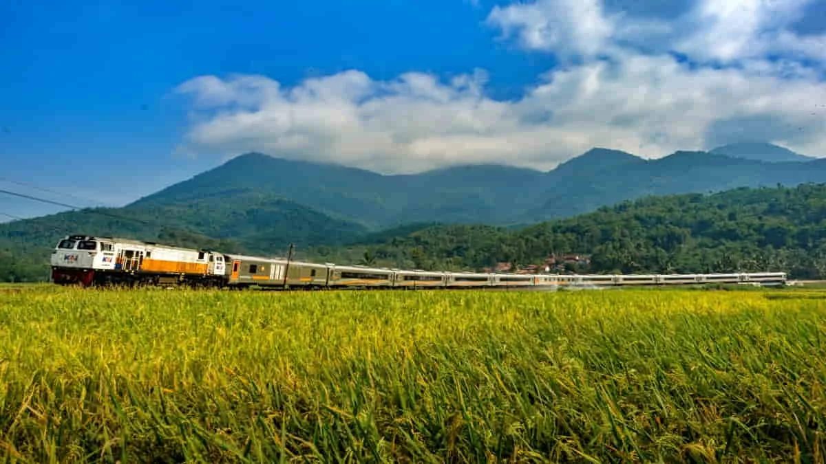Pemprov Jawa Barat saat ini sedang bersiap mematangkan konsep wisata berbasis jalur kereta api. Foto: ist/