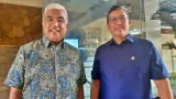 Ketua Perbasi Kabupaten Bandung Saeful Bachri (kiri) dan CEO Hangtuah Jakarta Kurniawan Santoso (kanan). Hangtuah Jakarata saat ini sedang melakukan penjajakan menjadikan Kabupaten Bandung sebagai home base. Foto: cep/trustjabar.com