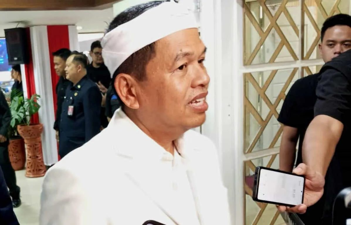 Gubernur Jawa Barat Dedi Mulyadi menekankan memvalidasi data kembali oleh dinas terkait agar penerima bansos tidak salah sasaran. Foto: ist/
