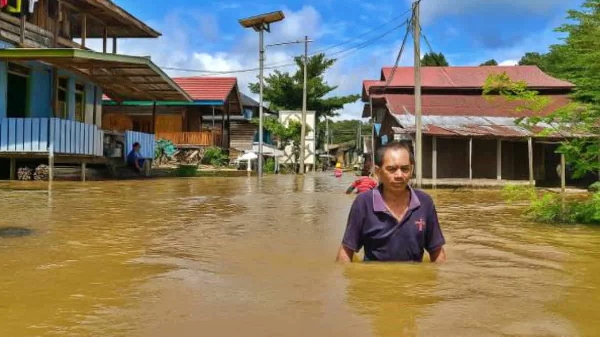 Banjir menerjang sejumlah kawasan di Mahakam Ulu, Kalimantan Timur. BPNB merangkum kejadian dan penanganan bencana alam di Indonesia pada pekan pertama September 2025. Foto: ist/dok BNPB
