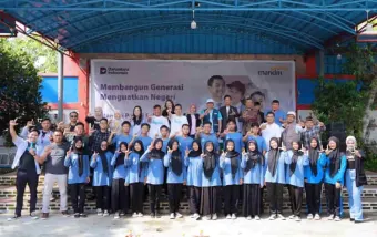 MAN 1 Bandung dan SDN Karatmatjaya Bukti Nyata Mandiri Peduli Sekolah
