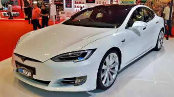 Tesla Kembali Rebut Posisi Puncak Kendaraan Listrik Global, Pangsa Pasar BYD Menukik