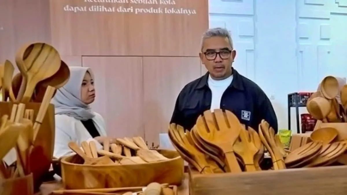 Wali Kota Bandung Muhammad Farhan menegaskan pihaknya menempatkan penguatan ekonomi kreatif di Kota Bandung, Jawa Barat, sebagai pendorong pertumbuhan daerah. Foto: Diskominfo Pemkot Bandung/