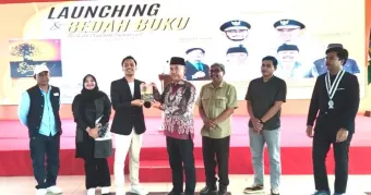 “Resah dalam Sejarah”, Karya Buku Goresan Kegelisahan Fenomena Sosial dan Politik di KBB