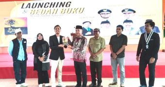 “Resah dalam Sejarah”, Karya Buku Goresan Kegelisahan Fenomena Sosial dan Politik di KBB