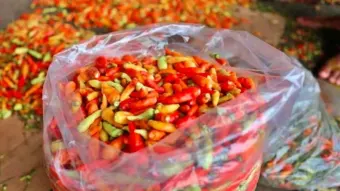 Jelang Ramadan, Harga Cabai di Sejumlah Pasar Tradisional di Jawa Barat Mulai Pedas
