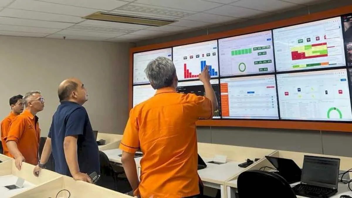 Pembahasan akselerasi kerja sama Pos Indonesia Digital (PosIND) dengan Pemprov Aceh yang dihadiri Wagub Aceh, Fadhlullah (tengah). Pos Indonesia Digital (PosIND) berkomitmen memperkuat akses layanan publik dan pertumbuhan ekonomi rakyat. Foto: ist/