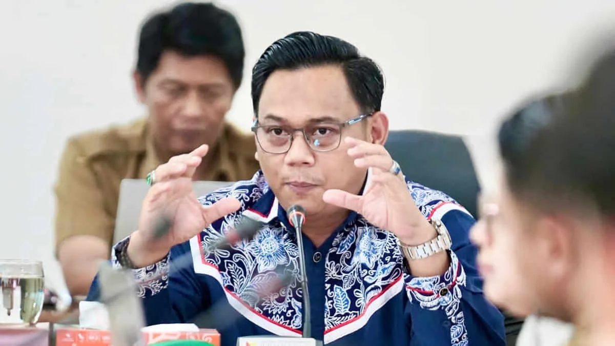 Wakil Ketua DPRD Kabupaten Bandung M Hailuki menjelaskan alasan kenapa Raperda BMD belum disahkan. Ia menilai, raperda ini mengandung unsur element of game changer bagi kemajuan Kabupaten Bandung. Foto: cep/trustjabar