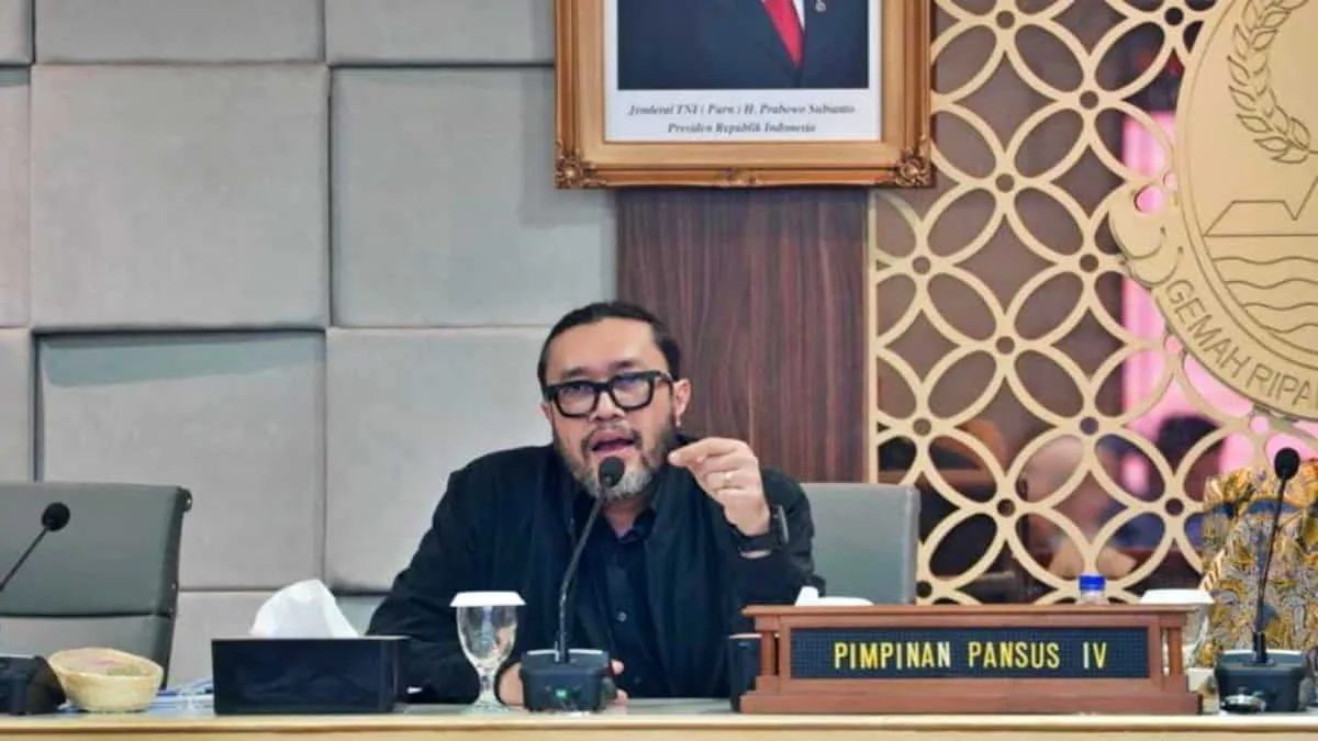 Wakil Ketua DPRD Jawa Barat, Ono Surono. Terkait adanya kebijakan larangan study tour yang berdampak pada sektor pariwisata, DPRD Jawa Barat siap menindaklanjuti keluhan pekerja pelaku pariwisata. Foto: ist/