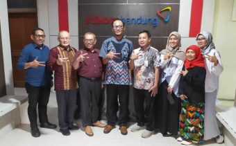 Bantu Mahasiswa, BSI Maslahat Gandeng Stikom Bandung Berikan Beasiswa