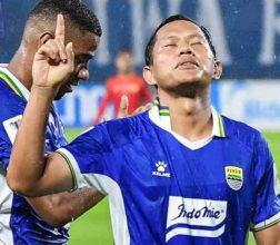 Sumbang Satu Gol Lawan Gawang Selangor, Adam Alis Bersyukur Persib Berada di Jalur Kemenangan