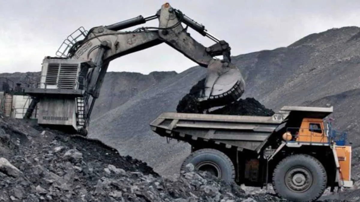 Ilustrasi tambang batu bara. Perkumpulan Inisiatif mendesak Kementerian ESDM dan Kemendagri untuk memperkuat kebijakan fiskal energi dan kewenangan daerah. Foto: ist/net
