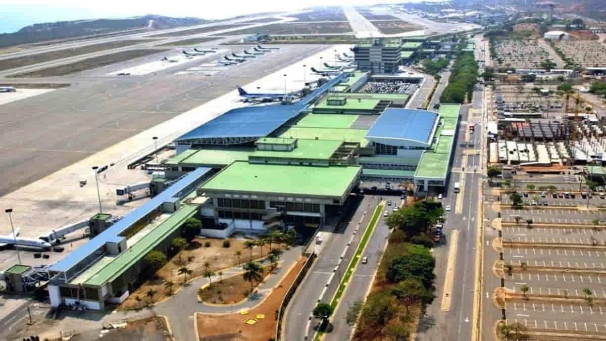 Bandara Internasional Venezuela. Otoritas Venezuela resmi mencabut izin operasional kepada enam maskapai penerbangan internasional. Foto: ist/net
