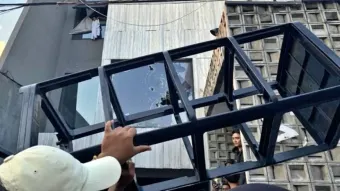 Massa Geruduk Rumah Sejumlah Pejabat, Bermula Gelar Protes Hingga Berujung Aksi Penjarahan
