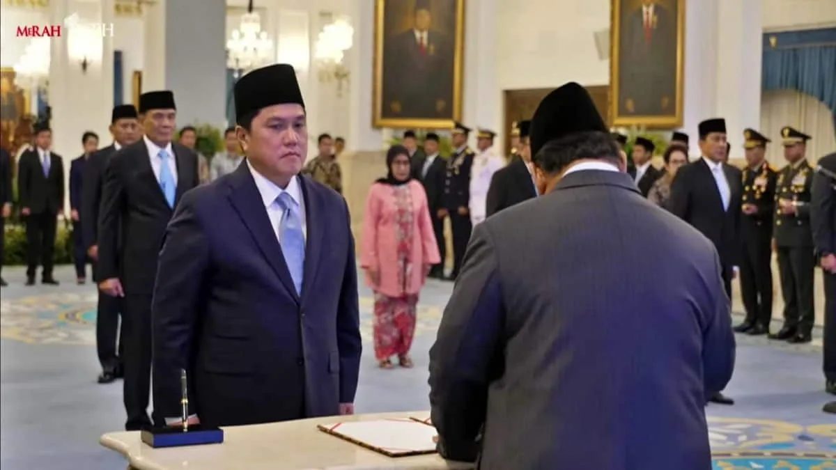 Erick Thohir saat prosesi penandatanganan jabatan baru sebagai Menpora. Presiden Prabowo Subianto kembali melakukan reshuffle Kabinet Merah Putih Jilid III di Istana Negara, Jakarta, Rabu (17/9/2025). Foto: ist/