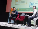Ketua  KPID Jawa Barat Dr. Adiyana Slamet memaparkan hasil riset KPID Jabar tentang peluang dan tantangan media digital bagi ketahanan nasional, di BCH, Senin (10/08/2026).