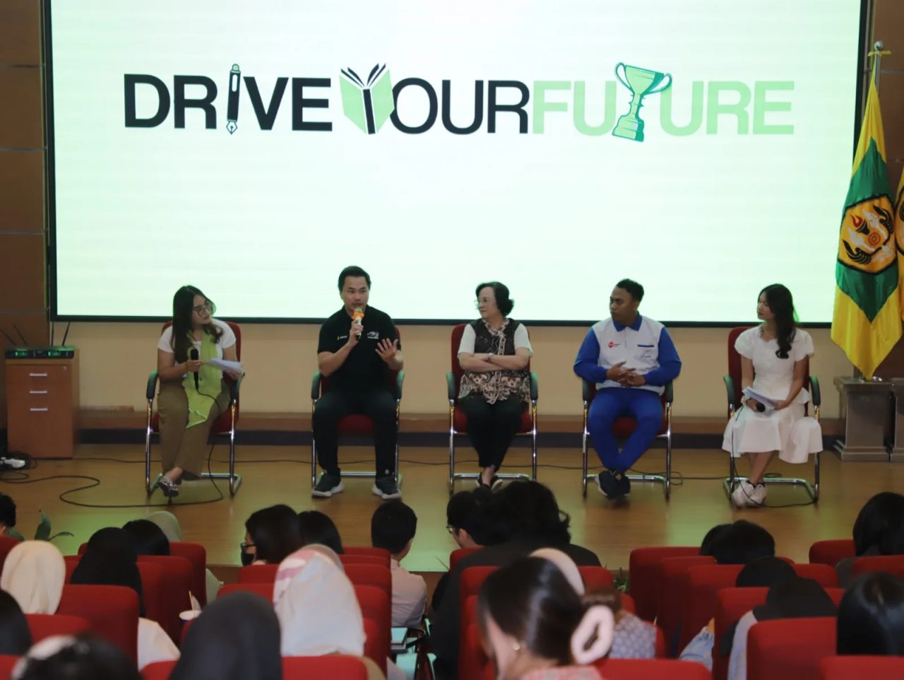 inDrive menggelar Drive Your Future Phase 2 di Telkom University dan Unpad Bandung, Kamis (1/10).