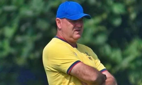 Pelatih Persib Bandung Bojan Hodak Siapkan Strategi Lawan Semen Padang